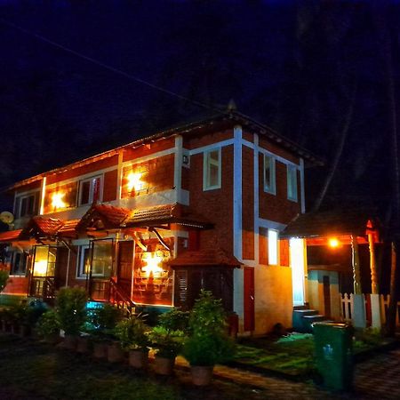 Glucklich Beach Cottages Kundapur Bagian luar foto