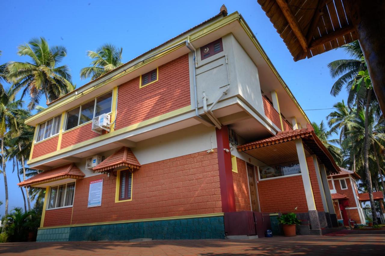 Glucklich Beach Cottages Kundapur Bagian luar foto