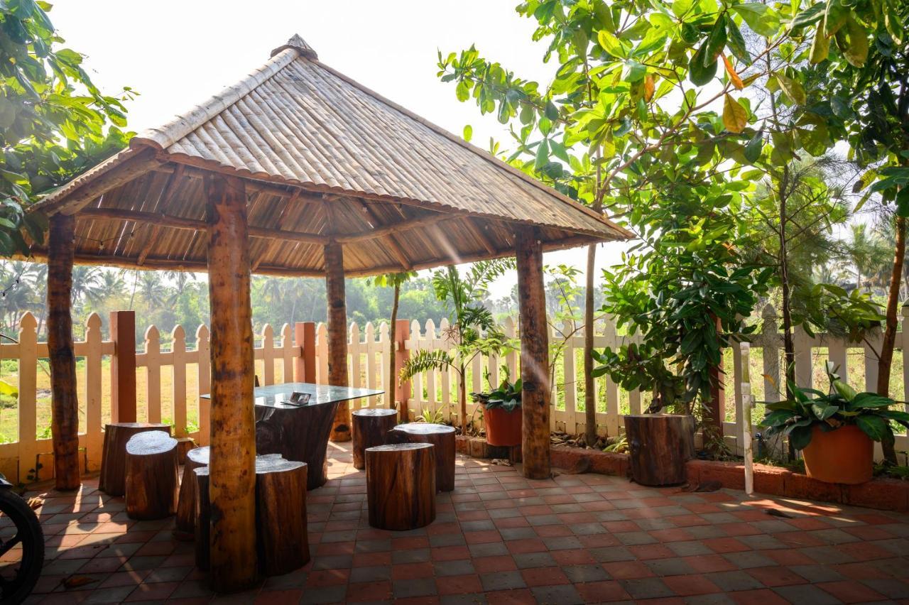 Glucklich Beach Cottages Kundapur Bagian luar foto