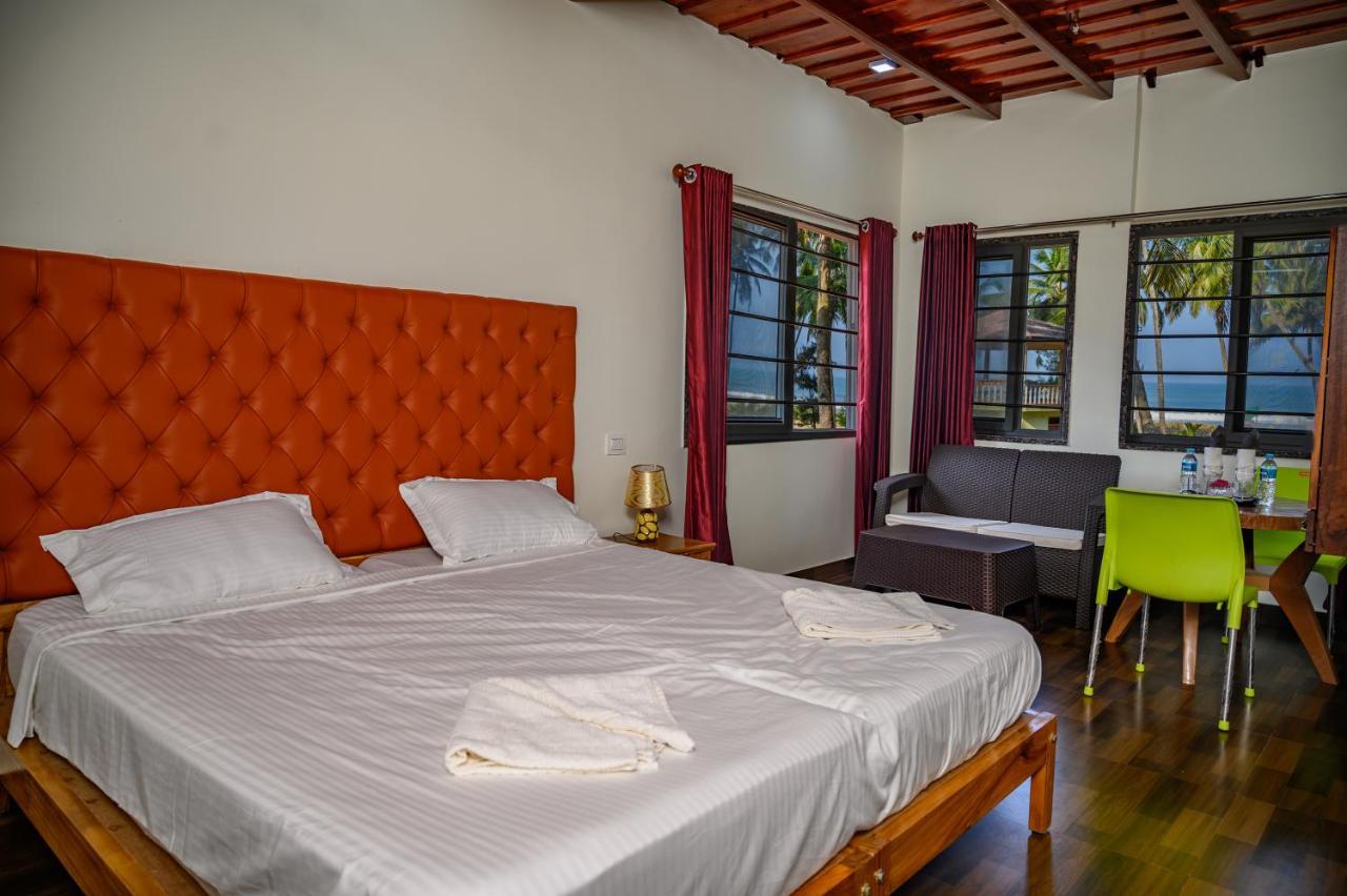 Glucklich Beach Cottages Kundapur Bagian luar foto