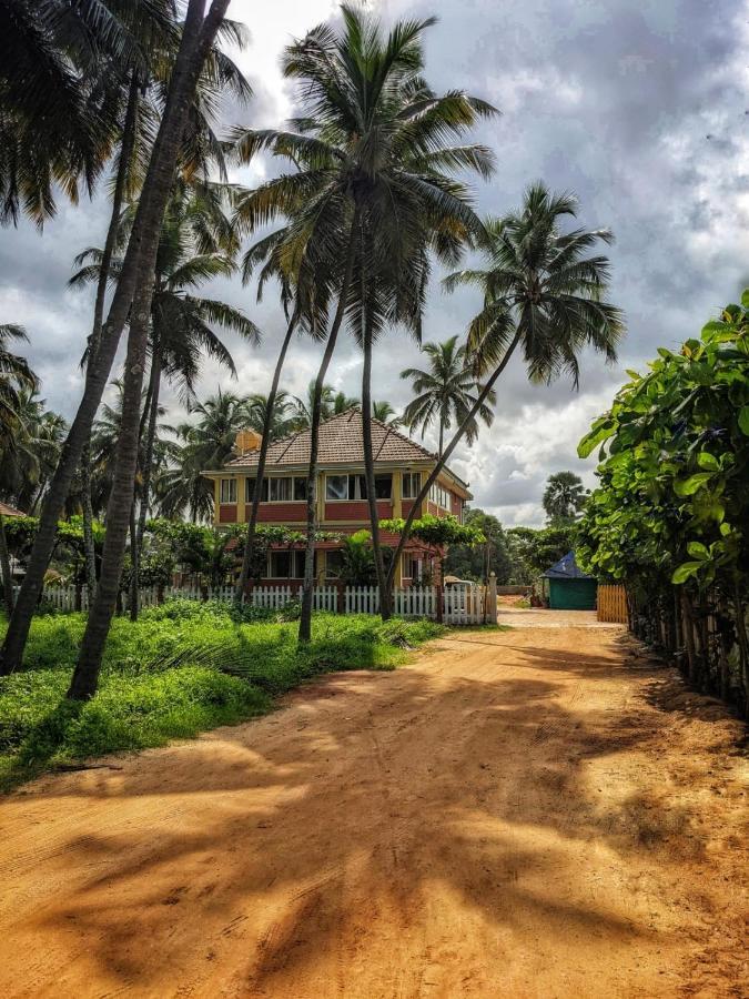 Glucklich Beach Cottages Kundapur Bagian luar foto