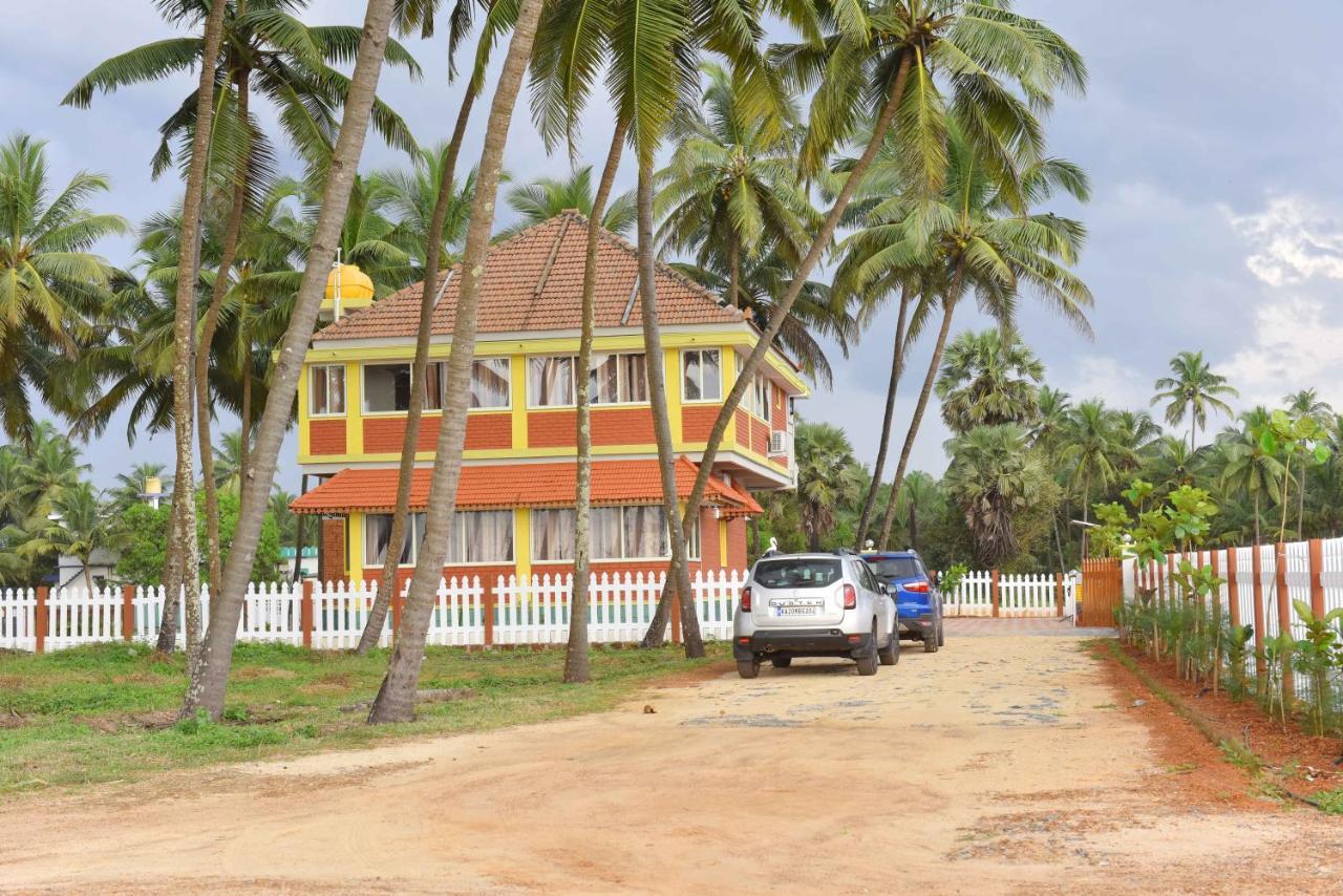 Glucklich Beach Cottages Kundapur Bagian luar foto