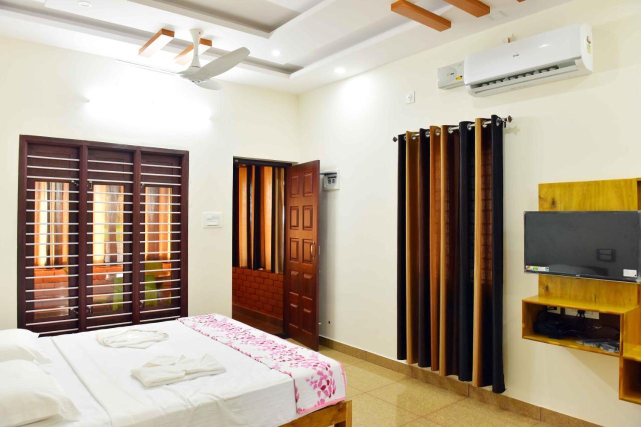 Glucklich Beach Cottages Kundapur Bagian luar foto